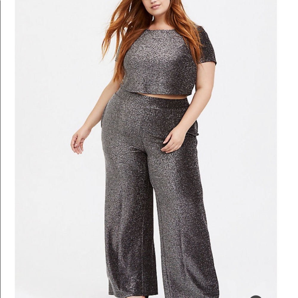 2pc sparkling black and silver pant set worn once.
